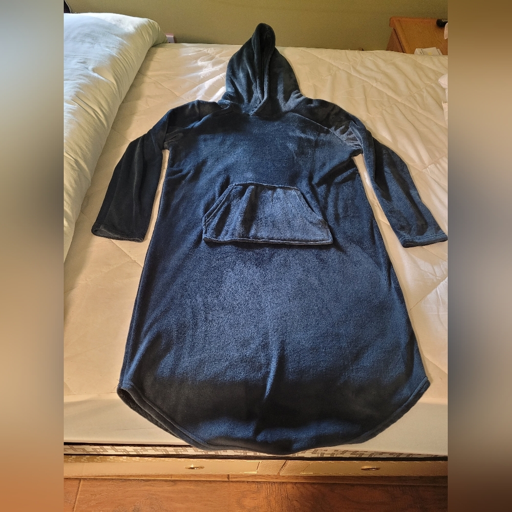 Cozy Blue Hooded Night Dress/Robe